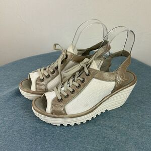 Fly London Yedu Laced Leather Platform Sandal in White Brown Size 5.5/6